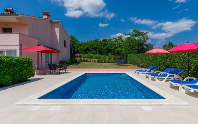 House Goga Labin