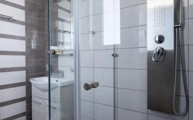 The View in Glyfada With 2 Bedrooms and 2 Bathrooms