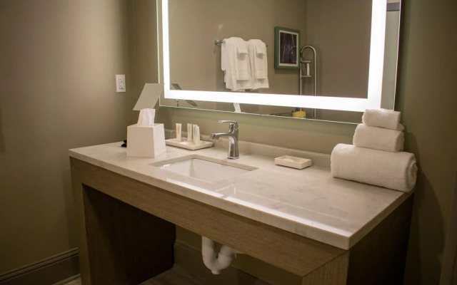 Centennial Plaza Resort Gulfport