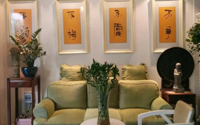 Dengfeng Baroque Hotel