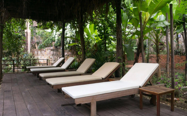 Le Bout du Monde Khmer Lodge