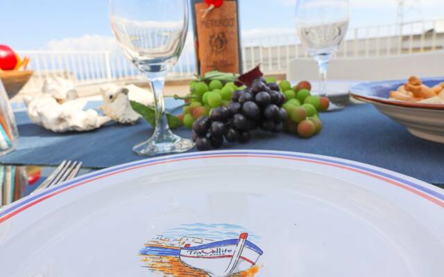 Sveva's Cozy Studio With sea View