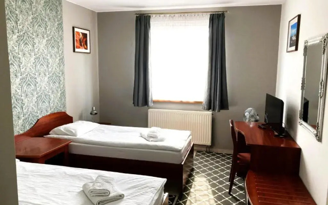 Hotel Ava