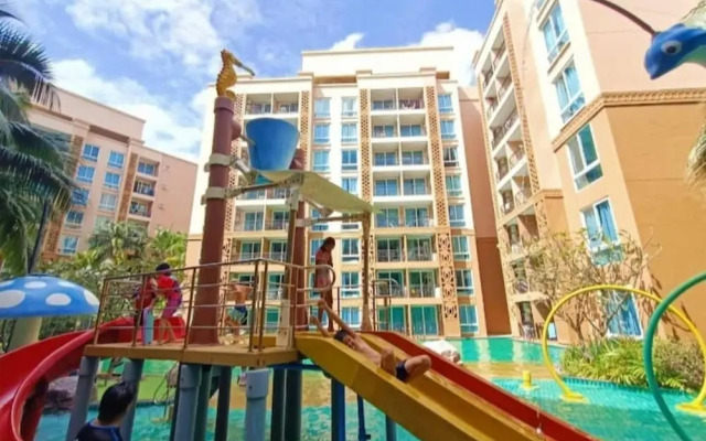 Pool View Nice Cool One Bedroom With 2 Large Beds