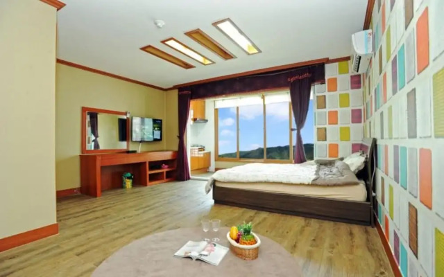 Muju Sopung Pension