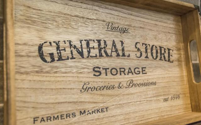 Mayfield House - 4 Bedroom House - Tenby