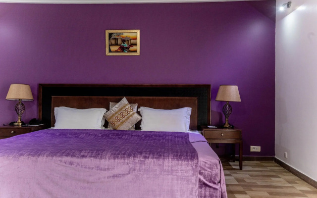 Residences Feto II