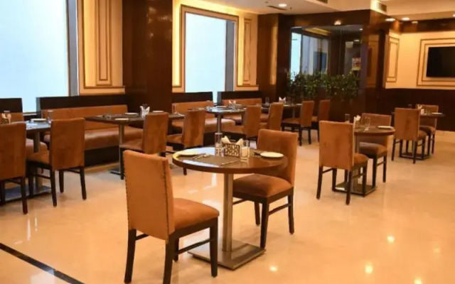 Lemon Tree Hotel, Noida