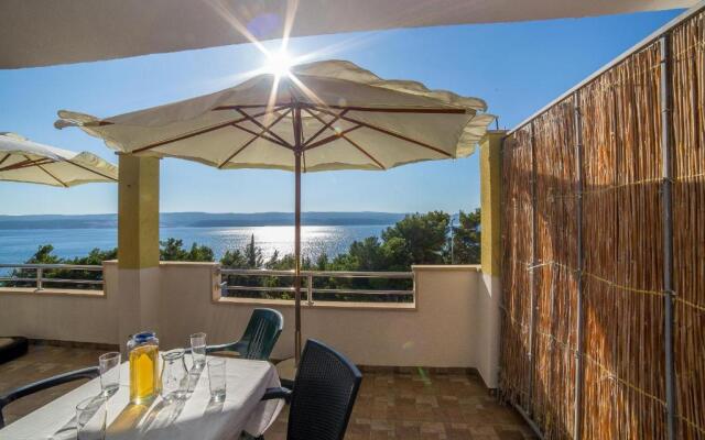 Apartments Emil Zora