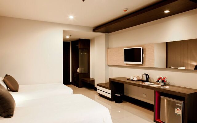 Crystal Suites Suvarnabhumi Airport