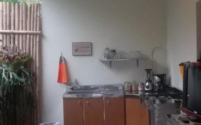 Pendopo Kayuwanan Homestay Syariah