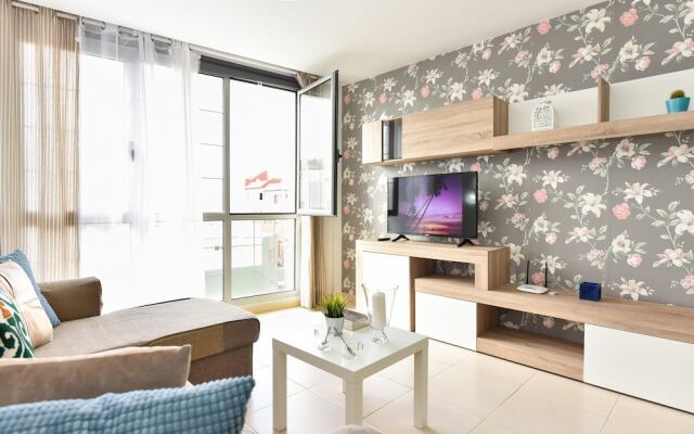 Modern and New Apartment in Arinaga Playa 2A