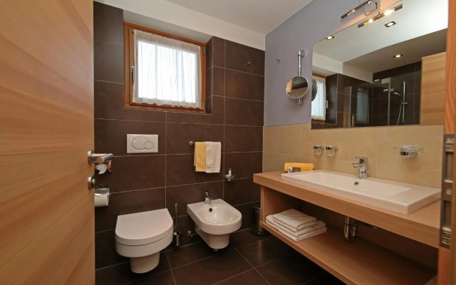 Alpine Hotel Ciasa Lara