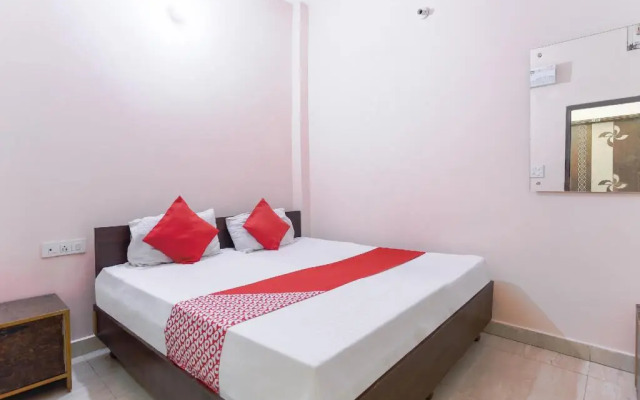 Kumar Guest House by OYO Rooms