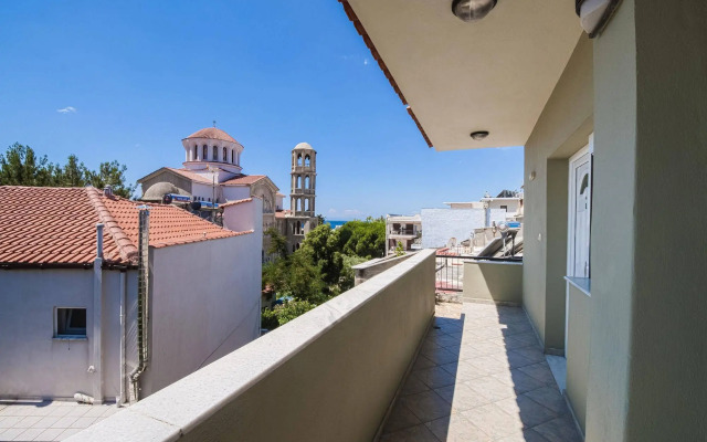Lina Apartments