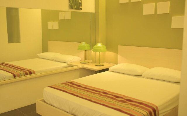 Hotel Monde