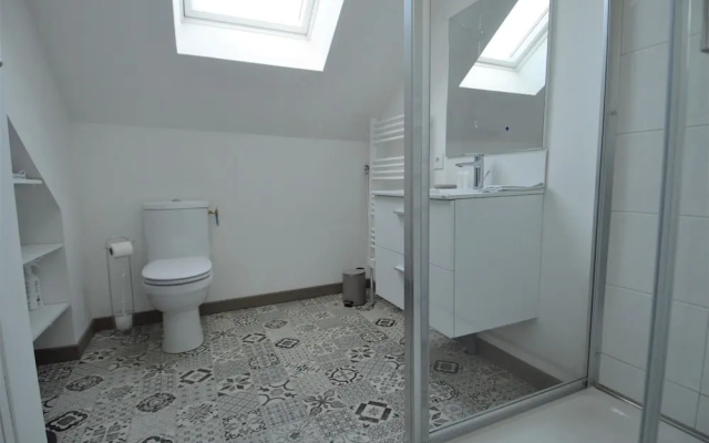 Appartement Moderne Avec Terrasse à 500m de la mer