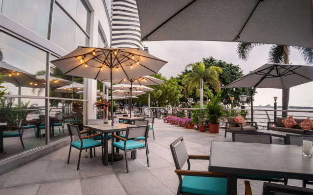 Wyndham Guayaquil Puerto Santa Ana