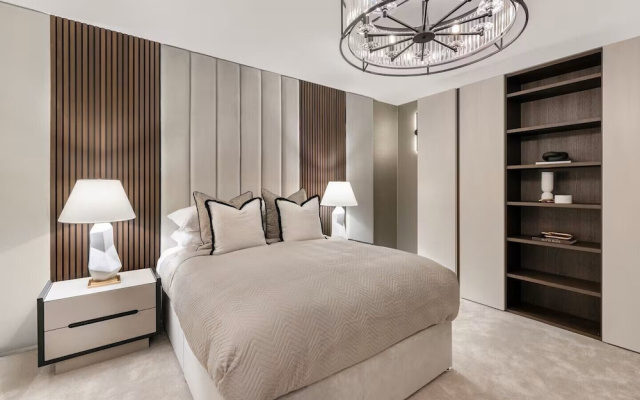 Luxury City 5* Retreat-Lux Spa Bath-Romantic