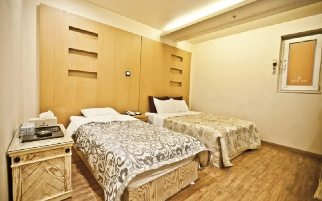 Hotel Star