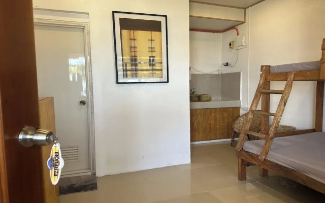 Monaliza Surf Resort