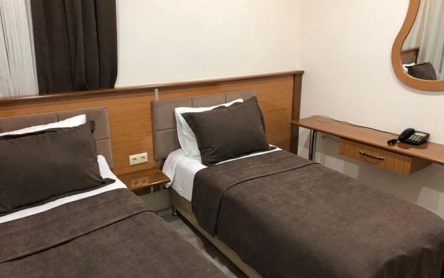 Gulistan Hotel