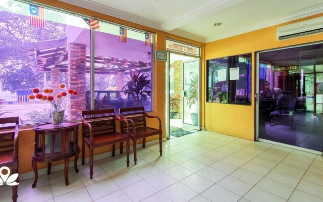 Uptown Beach Resort