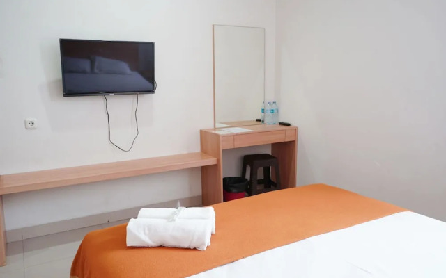 UROOMS Tanah Abang