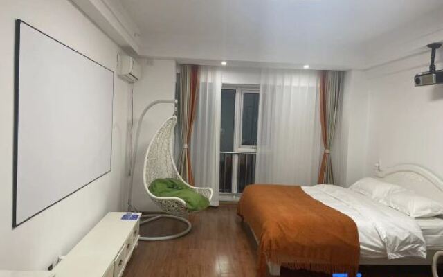 Yisuli Hotel (Dalian Hi-tech Wanda Plaza)