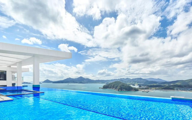 Hanwha Resort Geoje Belvedere