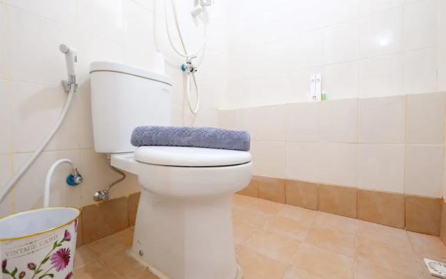 Best Price & Comfy Bassura City Apartment