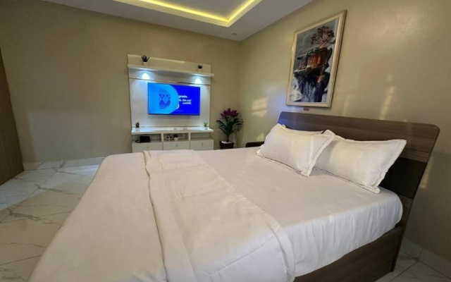 Noble Lite Suites