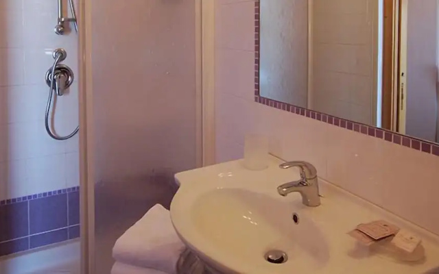 Hotel Clara