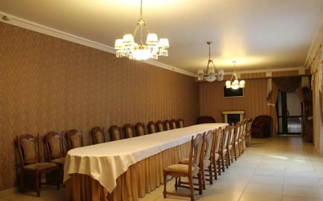 Gostinichnyy Kompleks Dnepr