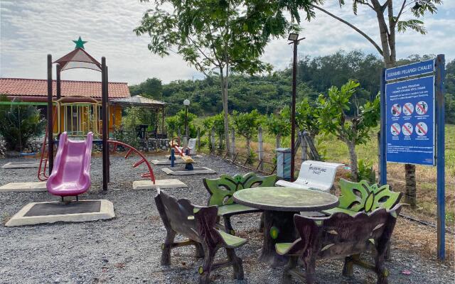 OYO 90168 Serambi Pelangi Chalet