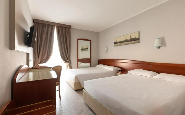 Noventa Hotel