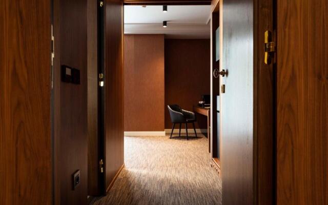 Select Hill Resort