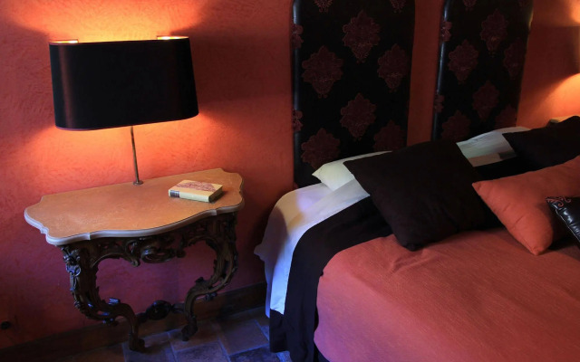 Château-monastère de La Corroirie