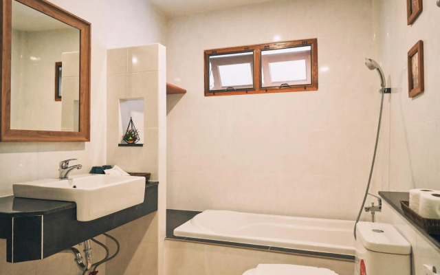 Buri Gallery House & Resort