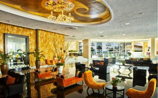 Deauville Beach Resort