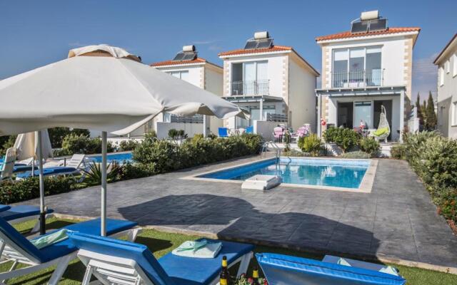 Sea front Villa Dagi (Gorgona Complex, Ayia Napa)
