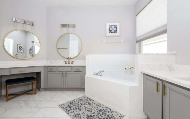 Silver Lining Luxury for 10!