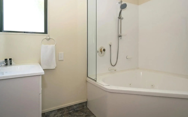 Ashleigh Court Motel