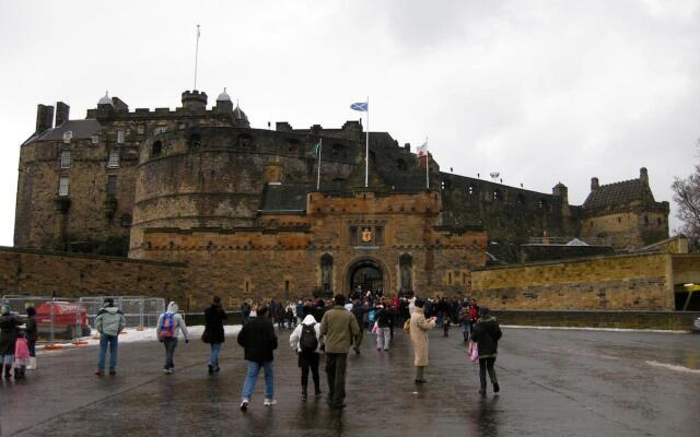 Royal Mile Backpackers