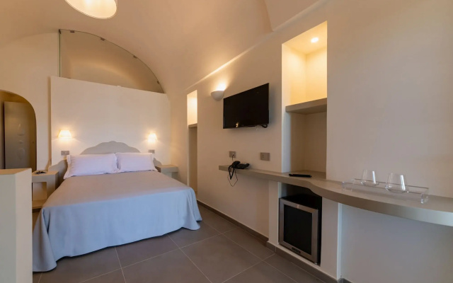 Insula Boutique Hotel