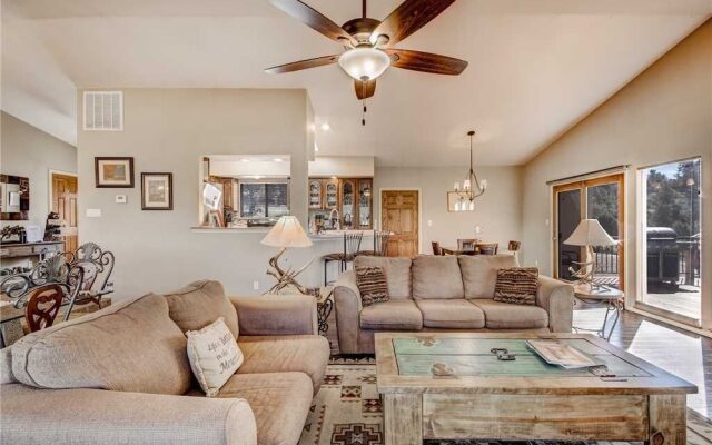 Southern Comfort - Three Bedroom Cabin