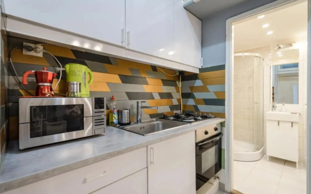 Z44- Boutique Apartment, Best Location. By BQA