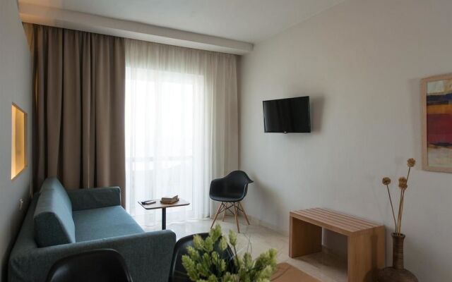 Kalamaki Mare Suites