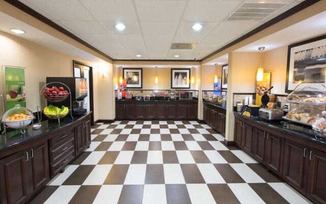 Hampton Inn & Suites Houston-Bush Intercontinental Aprt