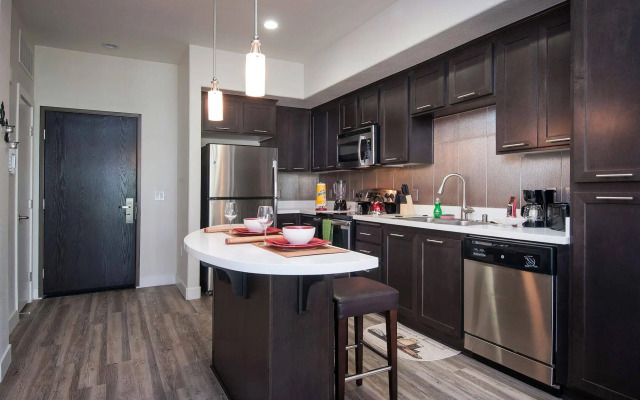 Sunshine Suites at East Village